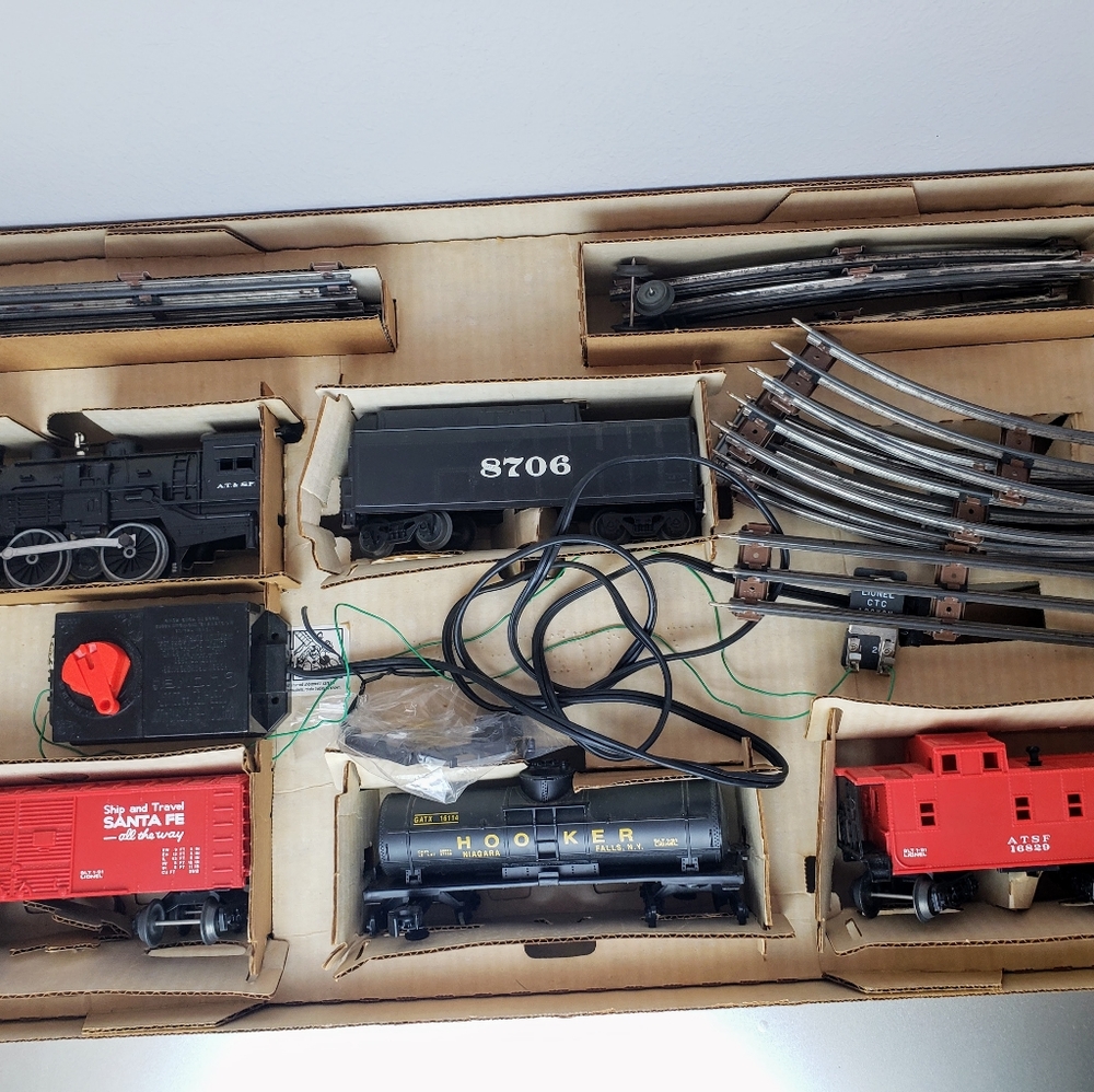 Vintage Lionel The Sante Fe Special - Picture 3 of 8